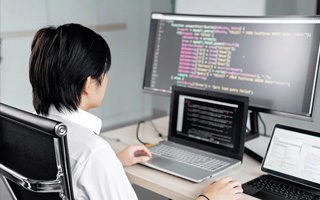 石嘴山 ,php声明和调用变量的符号是什么？